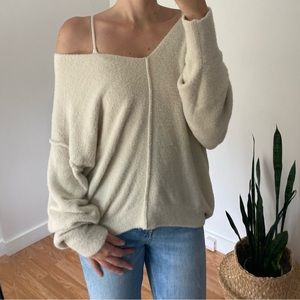Aritzia Wilfred Free Hush Knit V-Neck Sweater Size Medium